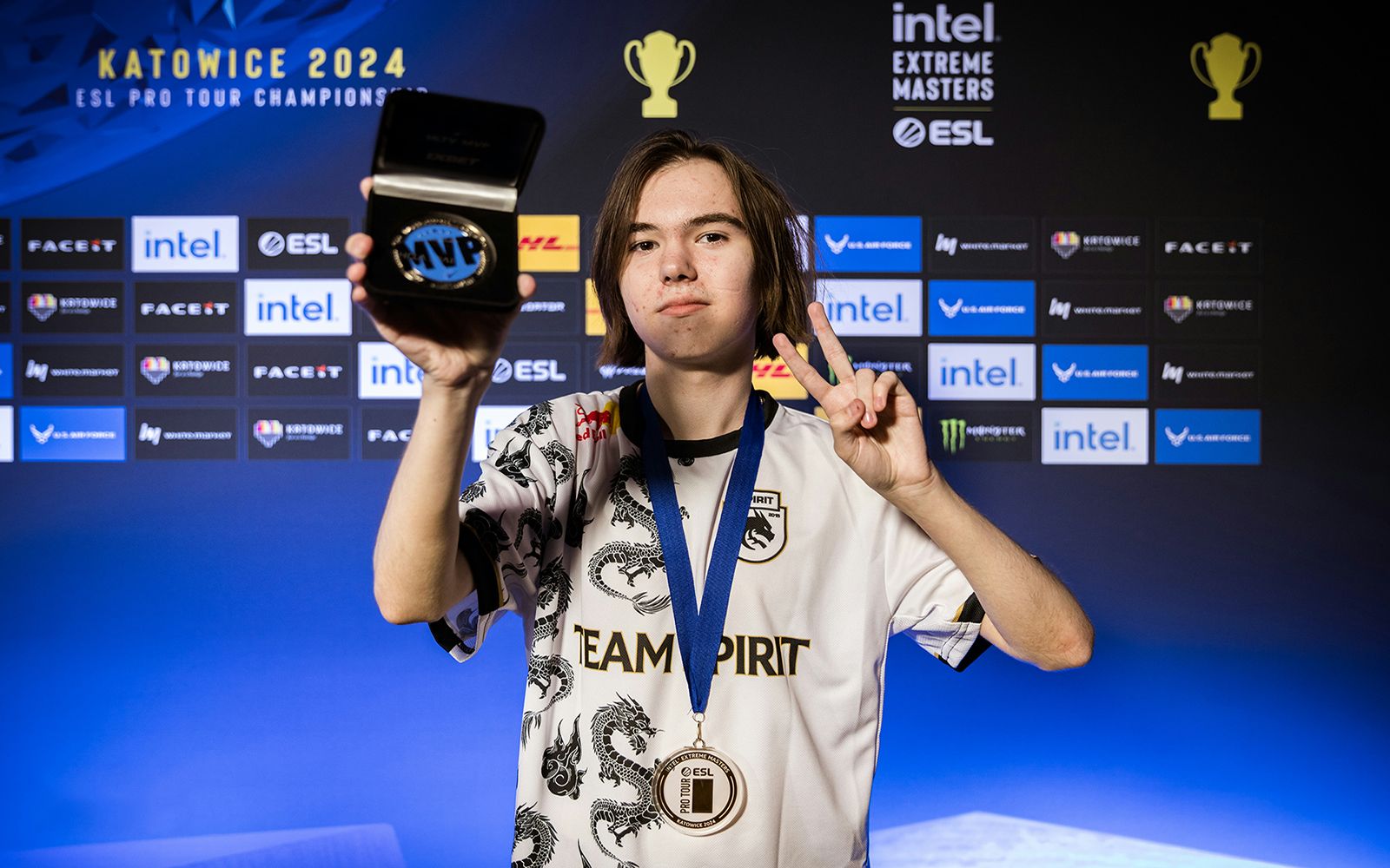 M80 和 HOTU 资格赛进入 ESL Pro League Season 22