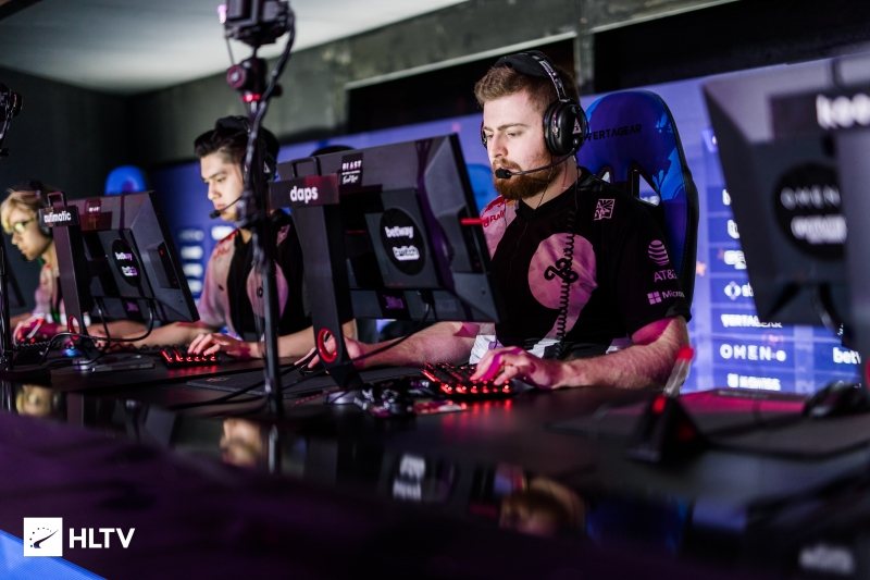 线上博彩“真人 vs 电子”：解析电子百家乐（RNG）中人为设定的“杀率”。（线上博彩真人与电子之争：RNG电子百家乐的人为“杀率”机制解析）