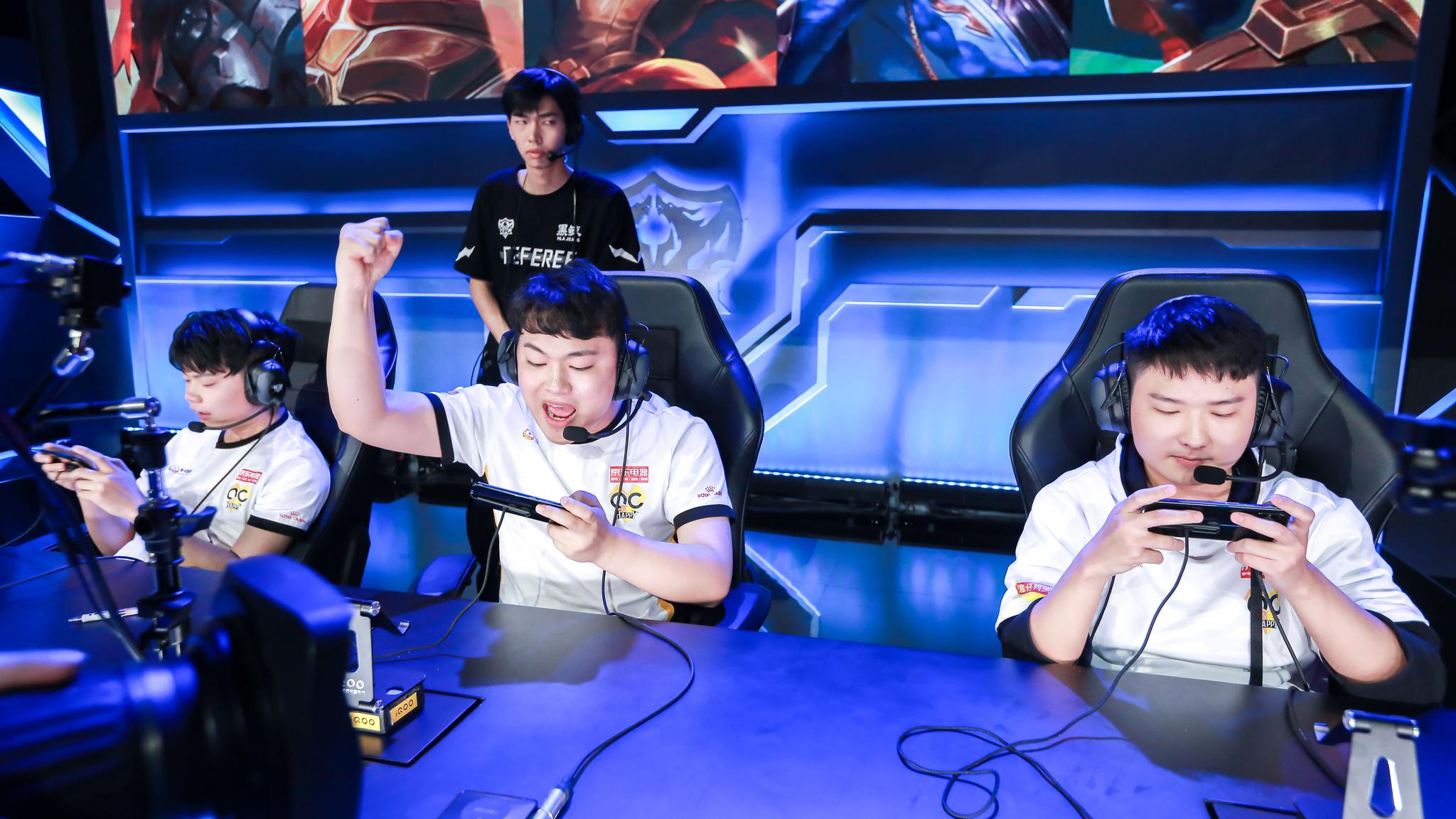 电竞比分m0NESY：Steam账号被盗，求助！